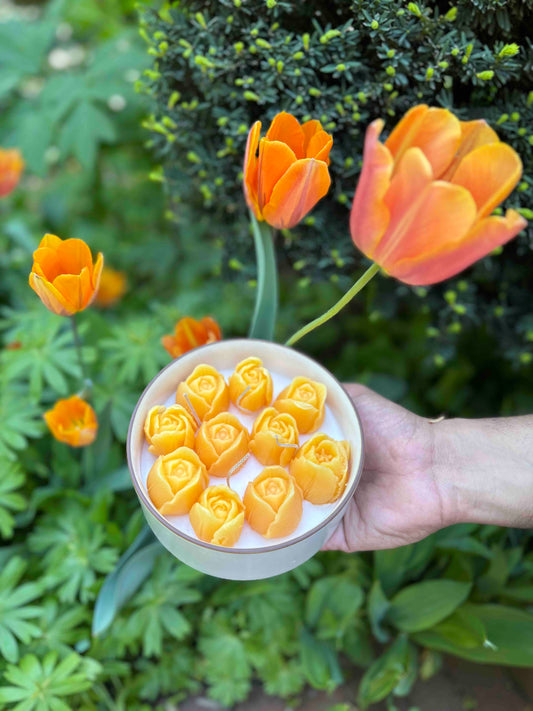 Tulip Fields - Colored Large 4-Wick Bouquet Candle