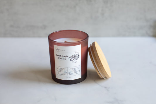 Fresh Apple Picking Scented Candle