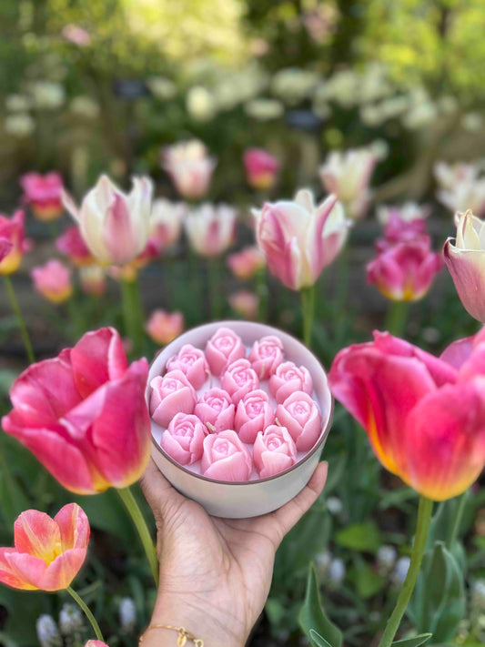 Tulip Fields - Colored Large 4-Wick Bouquet Candle
